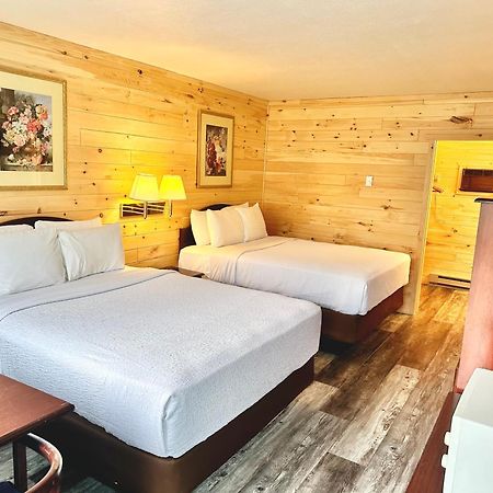 Sunrise Beach Motel Mackinaw City Esterno foto